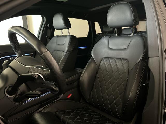 Audi e-tron 55 quattro S edition 95 kWh | Black on Black! | Achteruitrijcamera | Sportstoelen voor met stoelverwarming