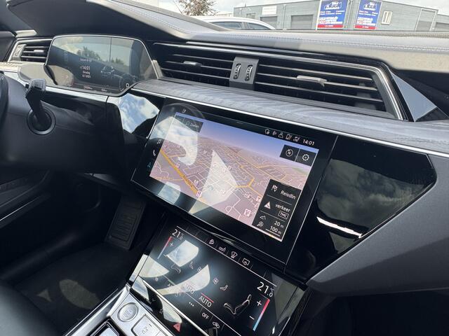 Audi e-tron e-tron 55 quattro advanced Pro Line Plus. S-Line 95 kWh Full options Unieke uitvoering volledig dealer onderhouden!!