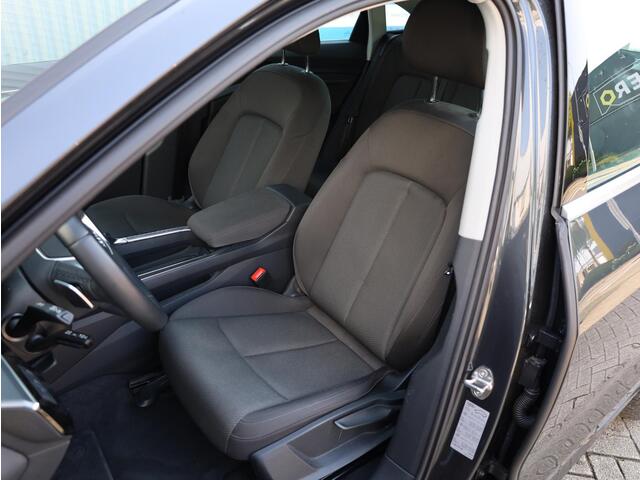 Audi e-tron Sportback 55 quattro 95 kWh 300KW | Virtual cockpit | Stoelverwarming | CCS | LED | DAB | 21"Inch |