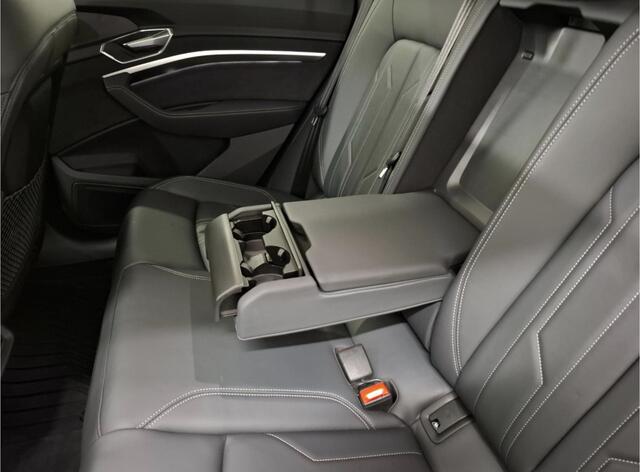 Audi e-tron Sportback 55 quattro S edition 95 kWh Panoramadak / Camere / Elektrische_verstelbare_stoelen