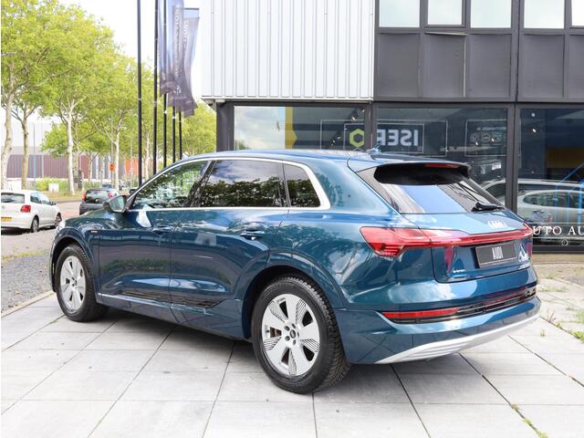 Audi e-tron 55 quattro 95 kWh 300KW | 360° | B&O | Head-up | Nightvision | Matrix LED | Elektrische kofferklep | Trekhaak |