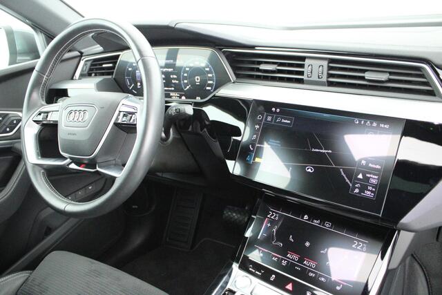 Audi e-tron Sportback 55 quattro S edition 95 kWh 360 Camera ACC Panoramadak Luchtvering Stoelverwarming
