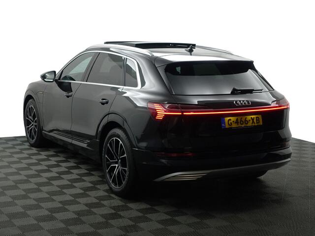Audi e-tron e-tron 55 quattro advanced 95 kWh- Panoramadak, CarPlay, Ada Cruise, Sfeerverlichting, Camera, Memory, Design Leder Interieur