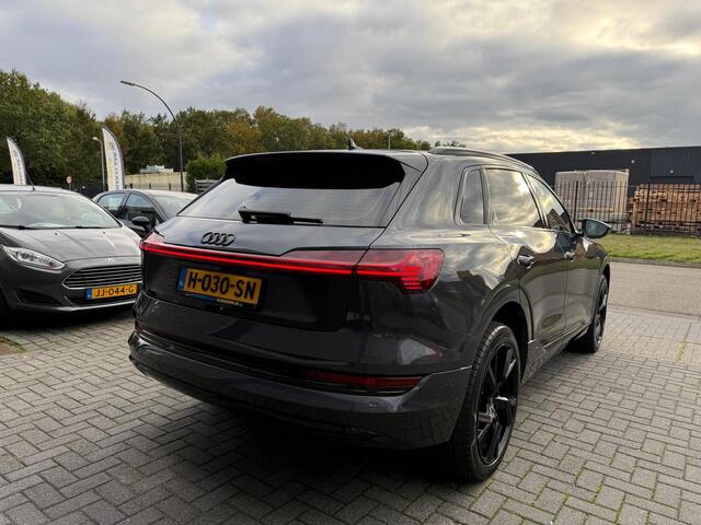 Audi e-tron e-tron 50 quattro Launch edition 71 kWh | 1E EIGENAAR | 12MND GARANTIE | LEDER | LED | CARPLAY | LUCHTVERING | NL-AUTO |
