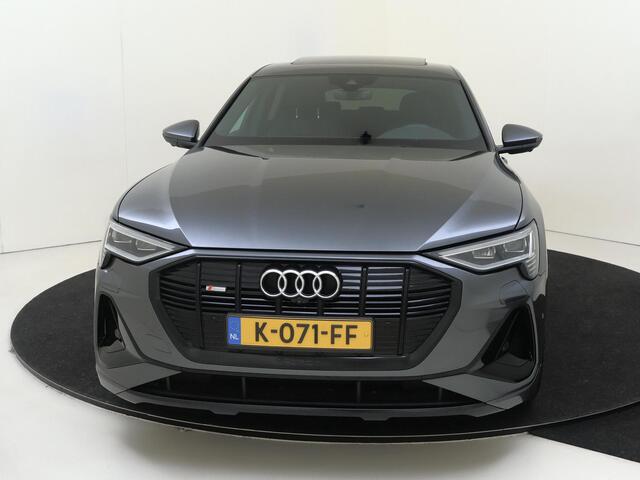 Audi e-tron Sportback 55 quattro S edition 95 kWh | Panoramadak | Luchtvering | 360 camera | Achteruitrijcamera | Adaptieve cruise control | Stoelverwarming | Dodehoek detectie |