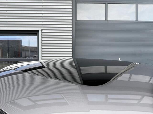 Audi e-tron 50 Quattro Business Edition Plus ?SOH 90.4% ?Panoramadak ?Vol Leder ?Luchtvering ?Full LED ?Elektrische Achterklep ?Parkeersensoren ?Trekhaak