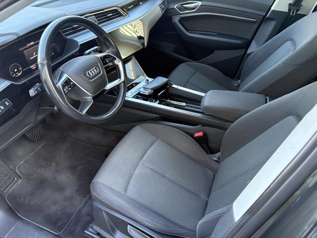 Audi e-tron 50 quattro Business edition 71 kWh / AUTOMAAT / NAVI / CRUISE