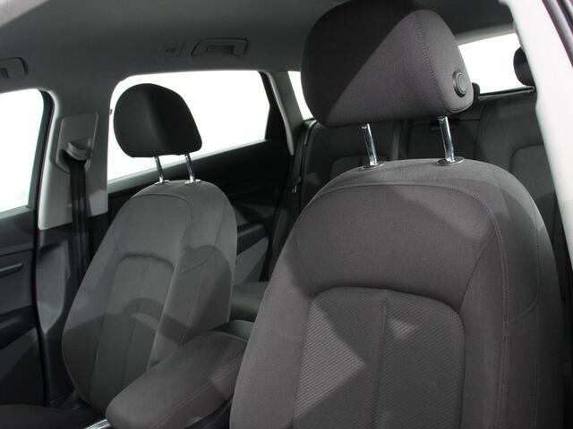 Audi e-tron 50 Quattro Launch edition | Navigatie | Luchtvering | Climate Control | Parkeer Sensoren | Lichtmetalen velgen | Cruise control | Digitale Cockpit | Electrisch bedienbare achterklep