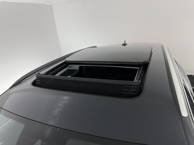 Audi e-tron 55 quattro Business edition Plus 95 kWh [ 3-Fase ] (INCL-BTW) *PANO | LUXURY-LEATHER | ADAPTIVE-CRUISE | FULL-LED | DIGI-COCKPIT | KEYLESS | MEMORY-PACK | CAMERA | NAVI-FULLMAP | SHIFT-PADDLES | DAB+ | COMFORT-SEATS | 20''ALU*