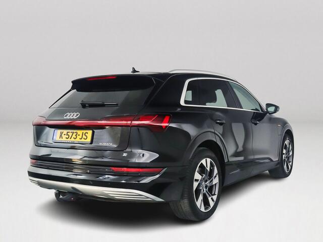 Audi e-tron 50 quattro Business edition Plus 71 kWh | Panoramadak | Stoelverwarming | Navigatie | Trekhaak