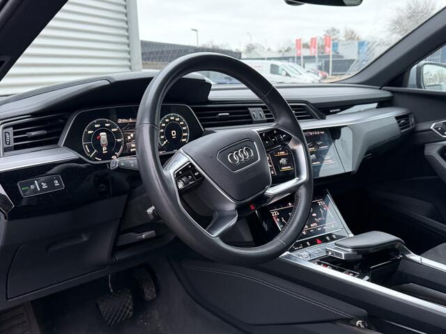 Audi e-tron 50 quattro Launch edition Black 71 kWh | Cruise control adaptief | S Line exterieur | Voorstoelen verwarmd