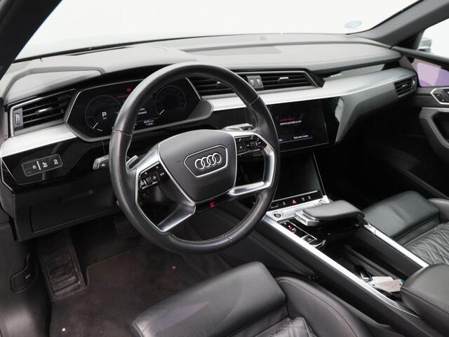 Audi e-tron 55 quattro S-Line 95 kWh 408 Pk | Panoramadak | Adaptive Cruise | Keyless | Camera | Stoelverwarming | Carplay | Navigatie | Head Up | 22 inch | 87.298 Km!!