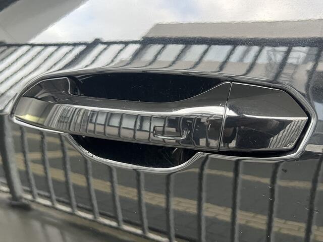 Audi e-tron e-tron 50 quattro Launch edition plus 71 kWh | SCHUIF/KANTELDAK | LEDER | LMV 22" | CARPLAY | ELKTR. MEMORY STOELEN | NAVI | STOELVERWARMING | ADAPTIVE CRUISE CONTROL | PDC V+A | CLIMATE CONTROL | KEYLESS | LED | BLUETOOTH