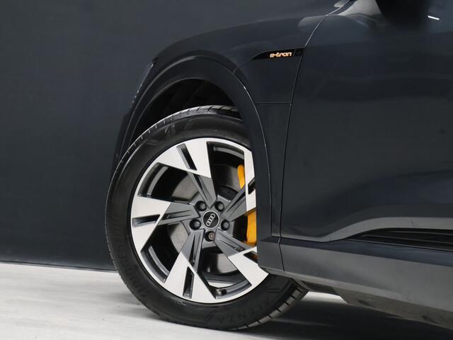 Audi e-tron 55 quattro Business edition Plus 95 kWh [TREKHAAK AFNEEMBAAR, LUCHTVERING, SCHUIFKANTELDAK, MEMORY SEATS, APPLE CARPLAY, ANDROID, SPORTSTOELEN, ADAPTIVE CRUISE, PDC V+A, STOELVERWARMING, NIEUWSTAAT]