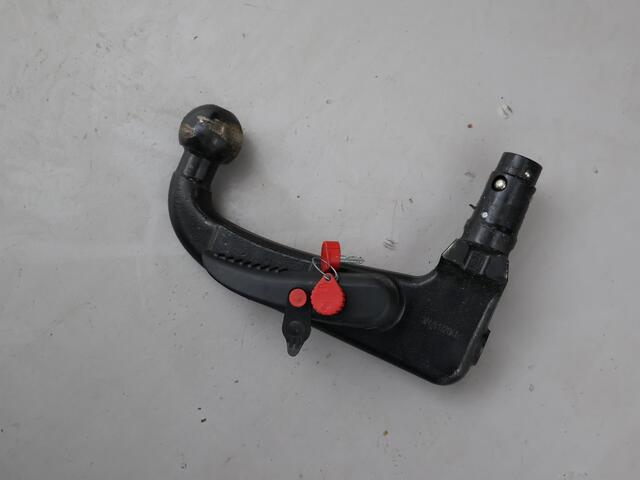 Audi e-tron 55 QUATTRO 95 kWh + TREKHAAK | NACHTZICHT | LUCHTVERING | HEAD-UP | ADAPTIVE CRUISE CONTROL