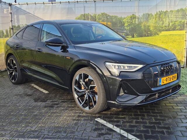 Audi e-tron Sportback 55 quattro edition 95 kWh | Trekhaak | Camera | 23 Inch |