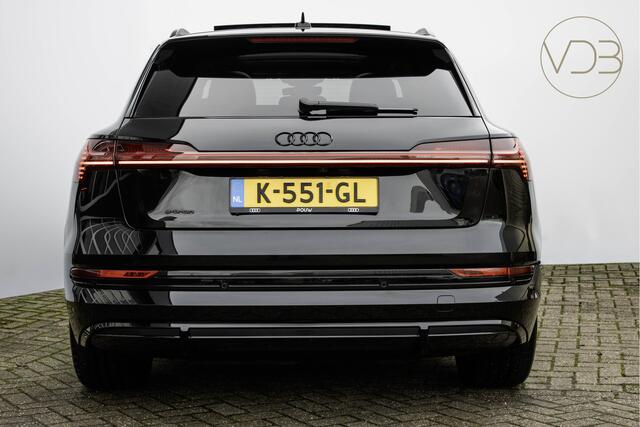 Audi e-tron 50 SOH 91,4% S-Line 22inch Pano Trekhaak Sfeerverlichting Camera