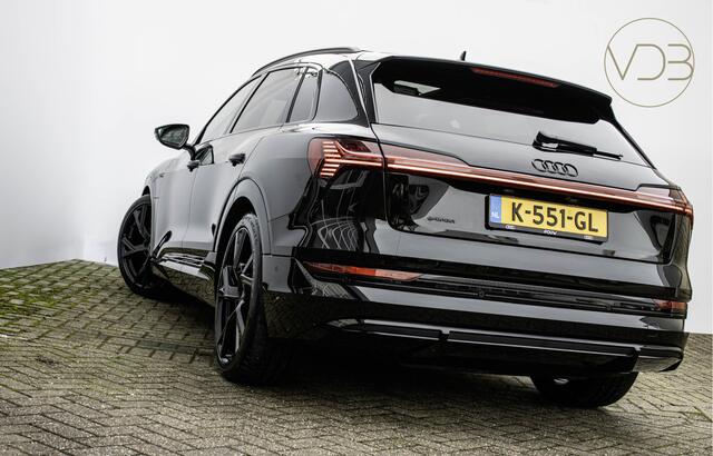 Audi e-tron 50 SOH 91,4% S-Line 22inch Pano Trekhaak Sfeerverlichting Camera