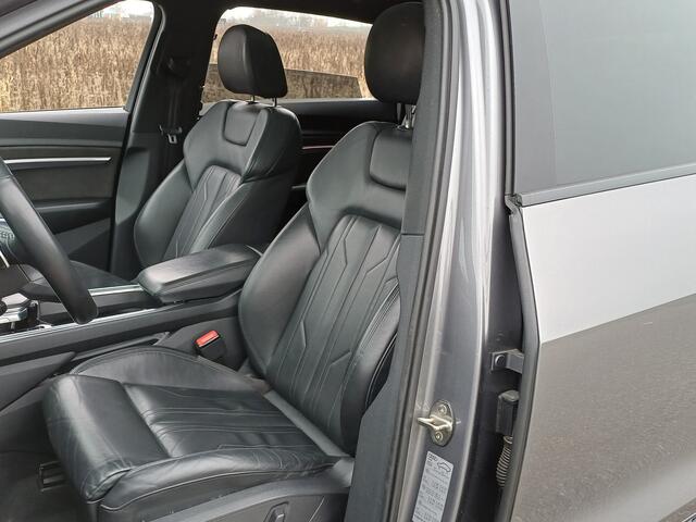 Audi e-tron e-tron 55 quattro advanced 95 kWh Pano/Leder/Nap/Head-up display/21"/
