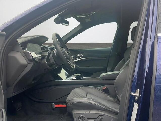 Audi e-tron 55 quattro S edition 95 kWh 408pk | Panoramadak | Head Up Display | Luchtvering | Elektrisch verstelbare voorstoelen