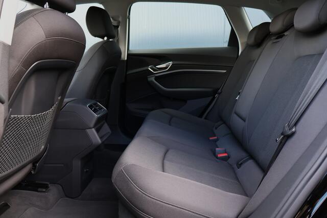 Audi e-tron 50 quattro edition 71 kWh | Trekhaak | Luchtvering | Standkachel | Audi Sound System | Nette auto!