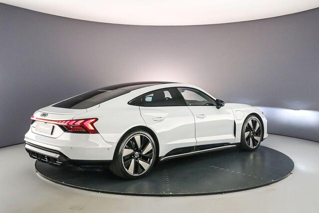 Audi e-tron GT | B&O | Head Up | 4-Wiel Besturing | 360Cam | Luchtvering| Stoelventilatie | Leder | Matrix LED | 21-Inch |