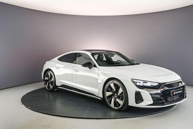 Audi e-tron GT | B&O | Head Up | 4-Wiel Besturing | 360Cam | Luchtvering| Stoelventilatie | Leder | Matrix LED | 21-Inch |