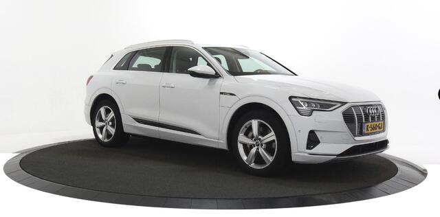 Audi e-tron 55 quattro Business edition 95 kWh Leer / Camera 360 / Navigatie