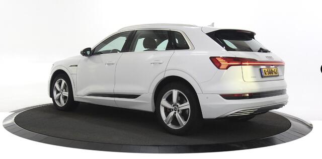 Audi e-tron 55 quattro Business edition 95 kWh Leer / Camera 360 / Navigatie