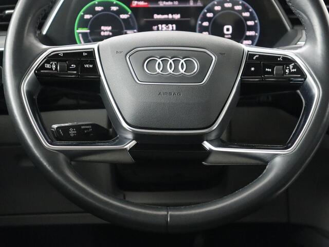 Audi e-tron 55 quattro advanced Pro Line Plus 95 kWh | Panoramadak | Adaptive cruise | Head-Up | Leder | Stoelverwarming | 360 Camera | Bang & Olufsen | Carplay | 21'' | Sportstoelen | Matrix LED