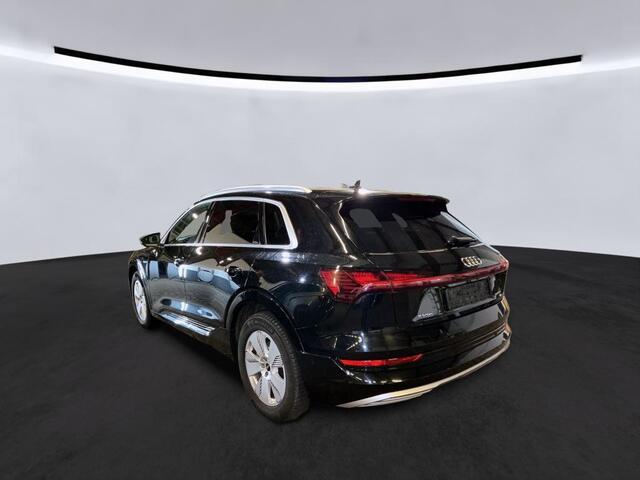 Audi e-tron 55 quattro 95 kWh 300KW | Panodak | Head-up | Nightvision | Keyless | Half Leer | Elektrische kofferklep | Adaptive Cruise |