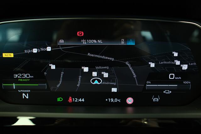 Audi e-tron Sportback 55 quattro S edition S line 95 kWh PANO/20''LMV/360 Camera/Trekhaak