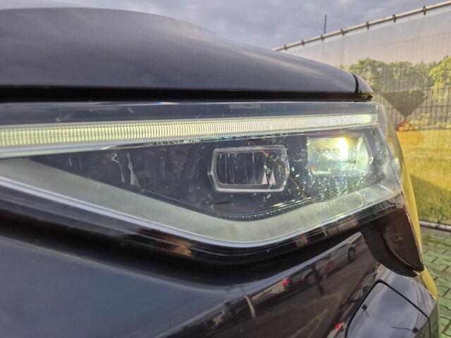 Audi e-tron 55 quattro Business edition 95 kWh | 21" LM | Luchtvering | Camera | Full Led | CarPlay | Elek klep | Elek stoelen | 1 eig & Voll Audi- dealer onderhouden MY2021