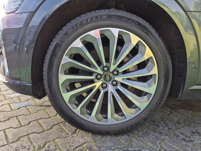 Audi e-tron 55 quattro Business edition 95 kWh | 21" LM | Luchtvering | Camera | Full Led | CarPlay | Elek klep | Elek stoelen | 1 eig & Voll Audi- dealer onderhouden MY2021