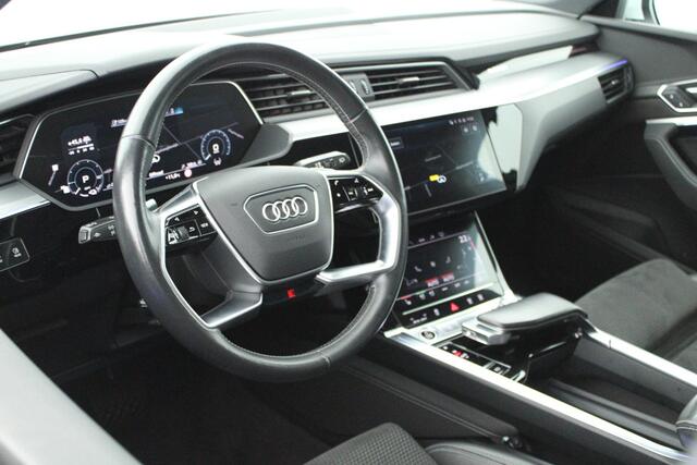 Audi e-tron 55 quattro 408pk S edition 95 kWh SOH 95% Adaptive Cruise Camera Stoelverwarming Memory Panoramadak Luchtvering Navigatie