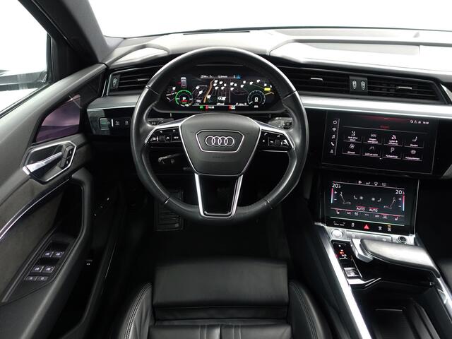 Audi e-tron e-tron 55 quattro advanced Pro Line Plus 95 kWh- Night Vision, Bang Olufsen, Trekhaak, Head Up, Camera Spiegels, Full Memory