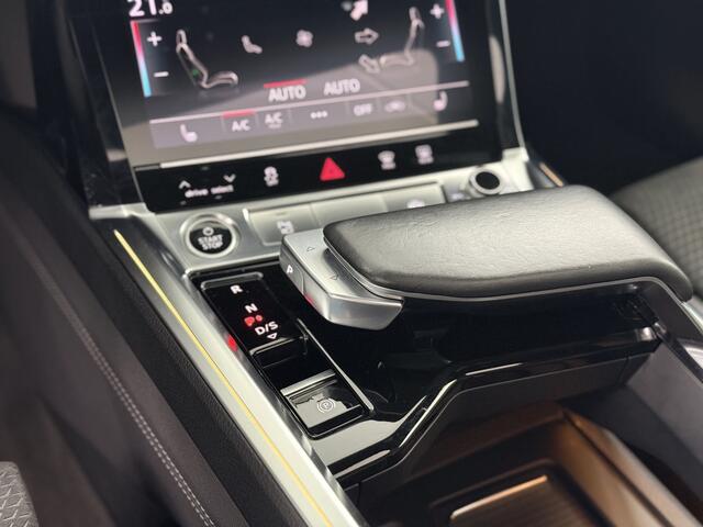 Audi e-tron 55 quattro S edition 95 kWh / Luchtver./ Pano / 4-wiel best.