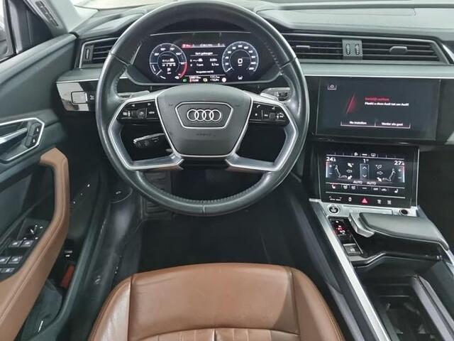 Audi e-tron 55 Aut. Quattro Bus. Ed. Plus 95kWh | Trekhaak | Panorama | Leder |