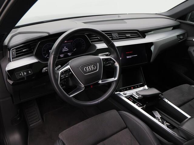 Audi e-tron 55 quattro S edition 95 kWh | Stoelverwarming | Panoramadak | Adaptive Cruise | Navigatie | Apple Carplay | Camera | 22 inch | 63.963 km!!