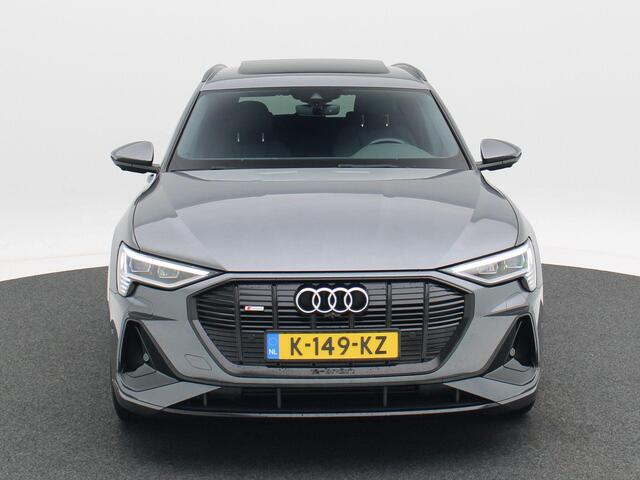 Audi e-tron 55 quattro S edition 95 kWh | Stoelverwarming | Panoramadak | Adaptive Cruise | Navigatie | Apple Carplay | Camera | 22 inch | 63.963 km!!