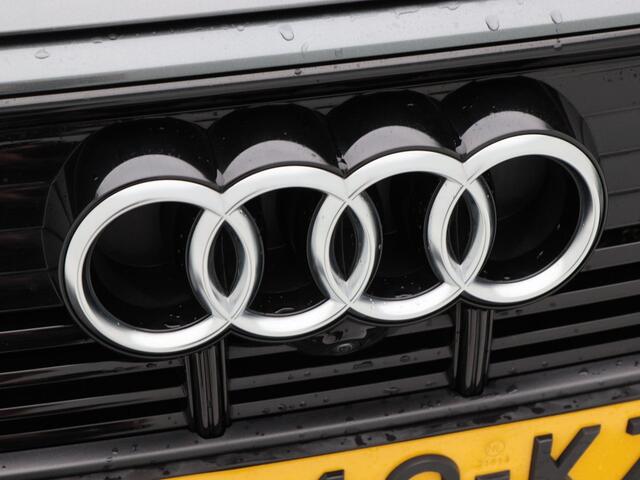 Audi e-tron 55 quattro S edition 95 kWh | Stoelverwarming | Panoramadak | Adaptive Cruise | Navigatie | Apple Carplay | Camera | 22 inch | 63.963 km!!