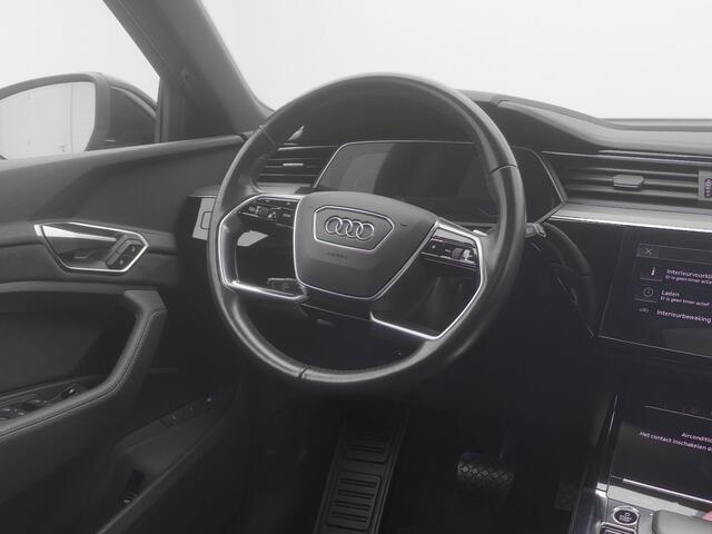 Audi e-tron 50 quattro Business edition Plus 71 kWh | PANO | CAMERA | ADAPTIVE | LUCHTVERING | STOELVERW. | TREKHAAK