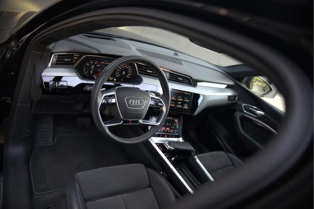 Audi e-tron 50 quattro S edition 71 kWh S-Line | Panoramadak | Bang & Olufsen | Stoelverwarming | Memory Seat | Keyless | Ambiance Verlichting | Head-Up Display | Camera |