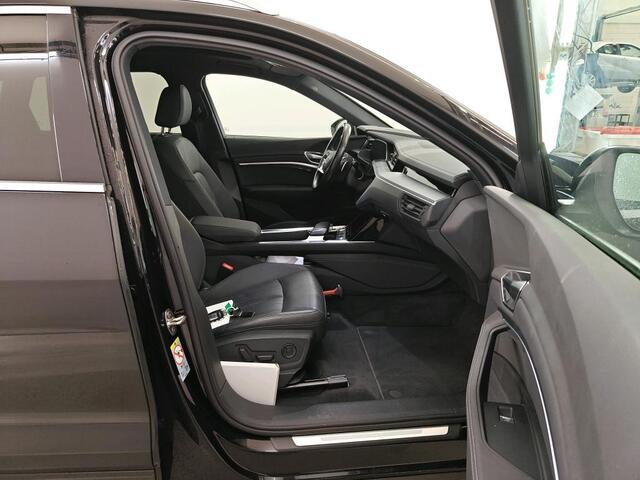 Audi e-tron 55 quattro Business edition Plus 95 kWh NL-AUTO | PANODAK | SOH 93% | TREKHAAK