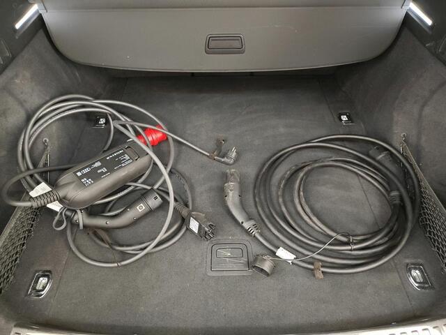 Audi e-tron 55 quattro Business edition Plus 95 kWh NL-AUTO | PANODAK | SOH 90% | LEDER