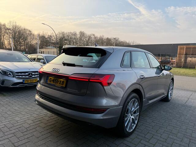 Audi e-tron e-tron 55 quattro advanced 95 kWh | 1E EIGENAAR | 12MND GARANTIE | B&O | CRUISE | MEMORY | LED | CARPLAY | TREKHAAK |