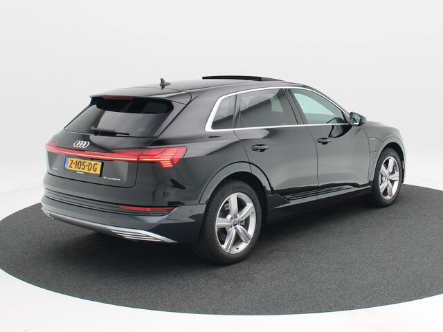 Audi e-tron 50 quattro Advanced edition 71 kWh Automaat 313 Pk | Panoramadak | Virtual Cockpit | Camera | Stoelverwarming | 20 Inch | 76.076 Km!