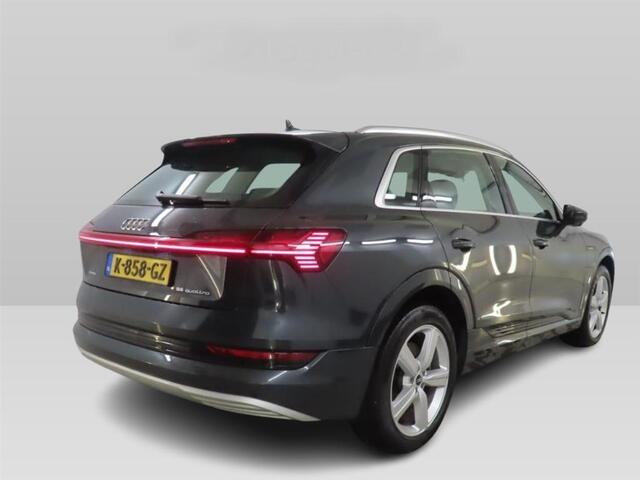 Audi e-tron 55 quattro Business ed. Plus 95 kWh | SOH 88% | Panorama | Trekhaak | Leder |