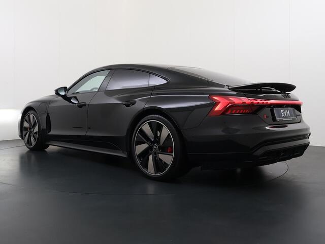 Audi e-tron GT RS 93 kWh PANO | 21 INCH | STOELVENTILATIE & MASSAGE | BANG & OLUFSEN | 360 CAMERA | ADAPTIVE AIR SUSPENSION | LASER MATRIX LED KOPLAMPEN | Vierwielbesturing | HEAD-UP DISPLAY | ADAPTIEVE CRUISE | RIJKLAAR MET 12 MND BOVAG GARANTIE