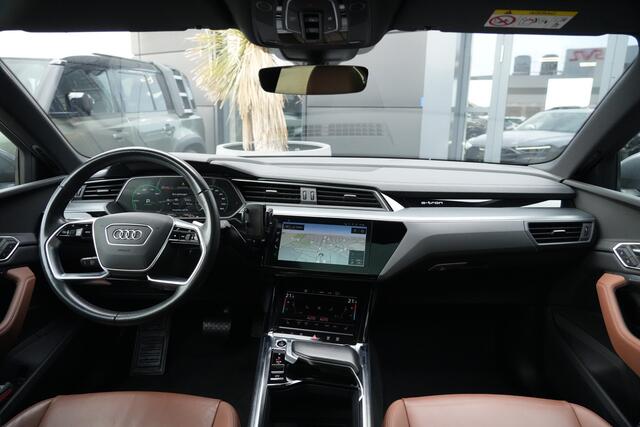 Audi e-tron Sportback 55 quattro Advanced Edition Plus 95 kWh 408pk Panoramadak/Stoelverwarming/Trekhaak